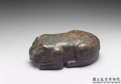 图片[2]-Imitation of refined clay inkstone shaped like a reclining tiger, Qing dynasty, Qianlong reign (1736-1795)-China Archive